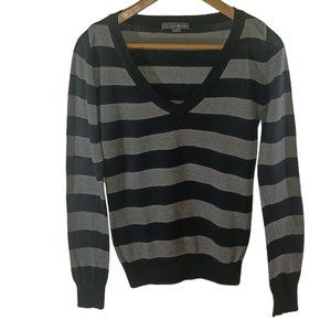 Forever 21 Grey and Black V-Neck Sweater